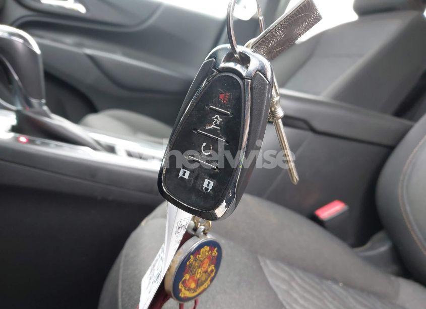 Photo 11 of 2019 Chevrolet Equinox LT (VIN 2GNAXKEV8K6269879)