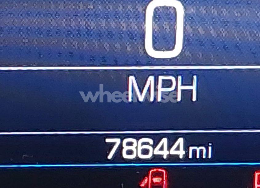 Photo 15 of 2019 Chevrolet Equinox LT (VIN 2GNAXKEV8K6269879)