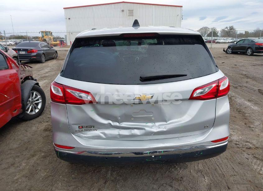 Photo 16 of 2019 Chevrolet Equinox LT (VIN 2GNAXKEV8K6269879)