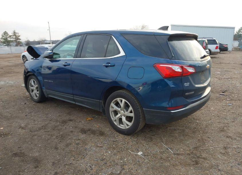 Photo 3 of 2019 Chevrolet Equinox LT (VIN 2GNAXKEV8K6298508)