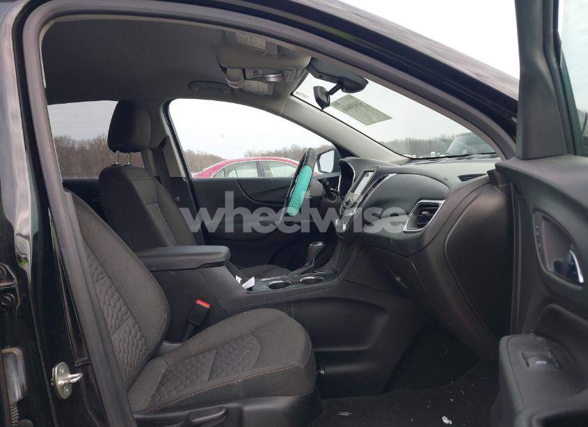 Photo 5 of 2020 Chevrolet Equinox FWD LT 1.5L TURBO (VIN 2GNAXKEV8L6105369)