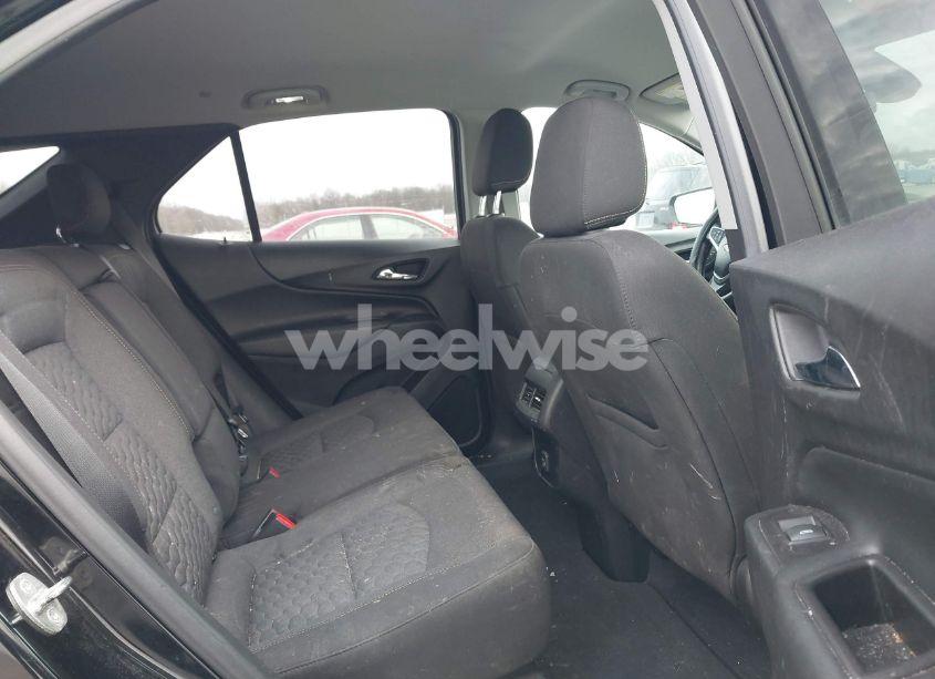 Photo 8 of 2020 Chevrolet Equinox FWD LT 1.5L TURBO (VIN 2GNAXKEV8L6105369)