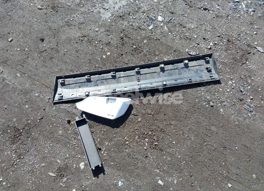 Photo 12 of 2020 Chevrolet Equinox FWD LT 1.5L TURBO (VIN 2GNAXKEV8L6141918)