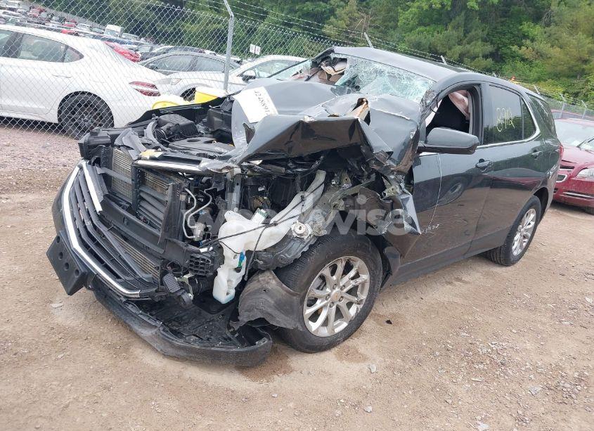 Photo 2 of 2020 Chevrolet Equinox FWD LT 1.5L TURBO (VIN 2GNAXKEV8L6169072)