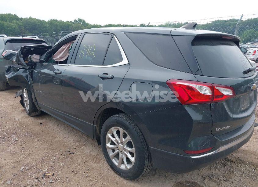 Photo 3 of 2020 Chevrolet Equinox FWD LT 1.5L TURBO (VIN 2GNAXKEV8L6169072)