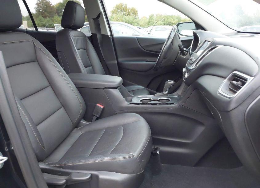 Photo 5 of 2020 Chevrolet Equinox FWD LT 1.5L TURBO (VIN 2GNAXKEV8L6242165)