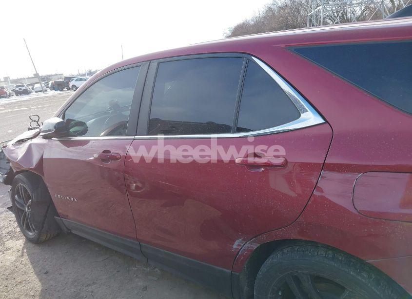 Photo 14 of 2021 Chevrolet Equinox FWD LT (VIN 2GNAXKEV8M6118138)