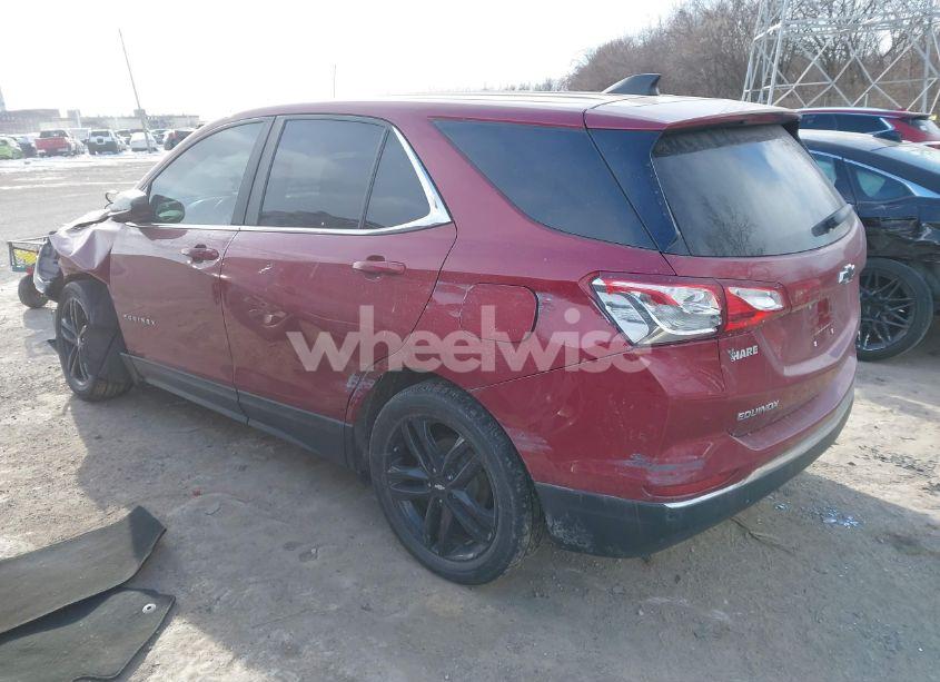 Photo 3 of 2021 Chevrolet Equinox FWD LT (VIN 2GNAXKEV8M6118138)