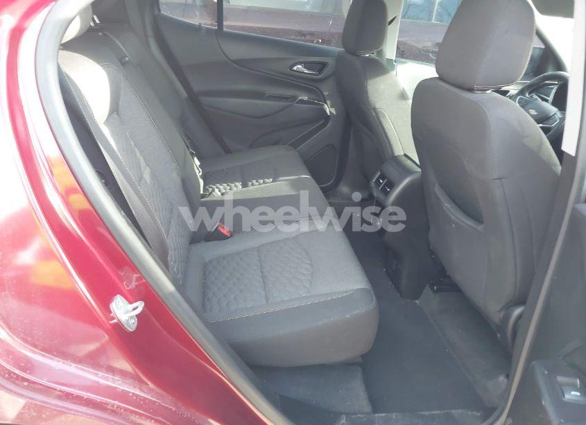 Photo 8 of 2021 Chevrolet Equinox FWD LT (VIN 2GNAXKEV8M6118138)