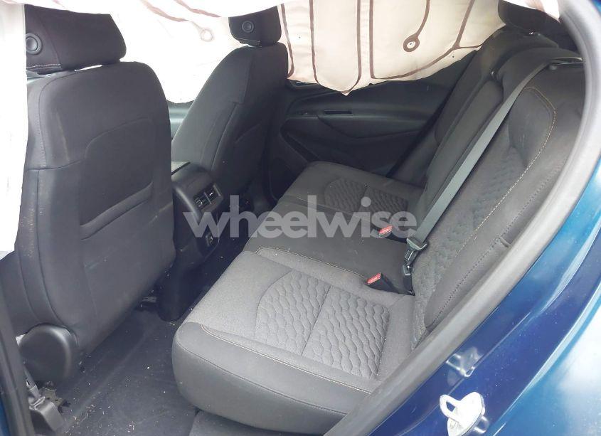 Photo 8 of 2021 Chevrolet Equinox FWD LT (VIN 2GNAXKEV8M6135151)