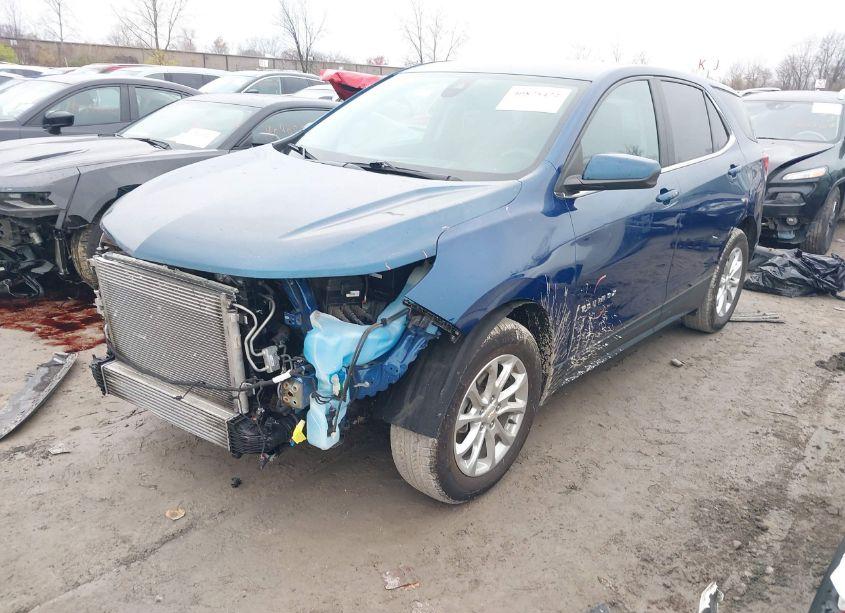 Photo 2 of 2021 Chevrolet Equinox FWD LT (VIN 2GNAXKEV8M6150250)