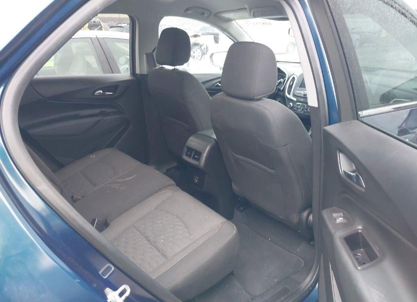 Photo 8 of 2021 Chevrolet Equinox FWD LT (VIN 2GNAXKEV8M6150250)