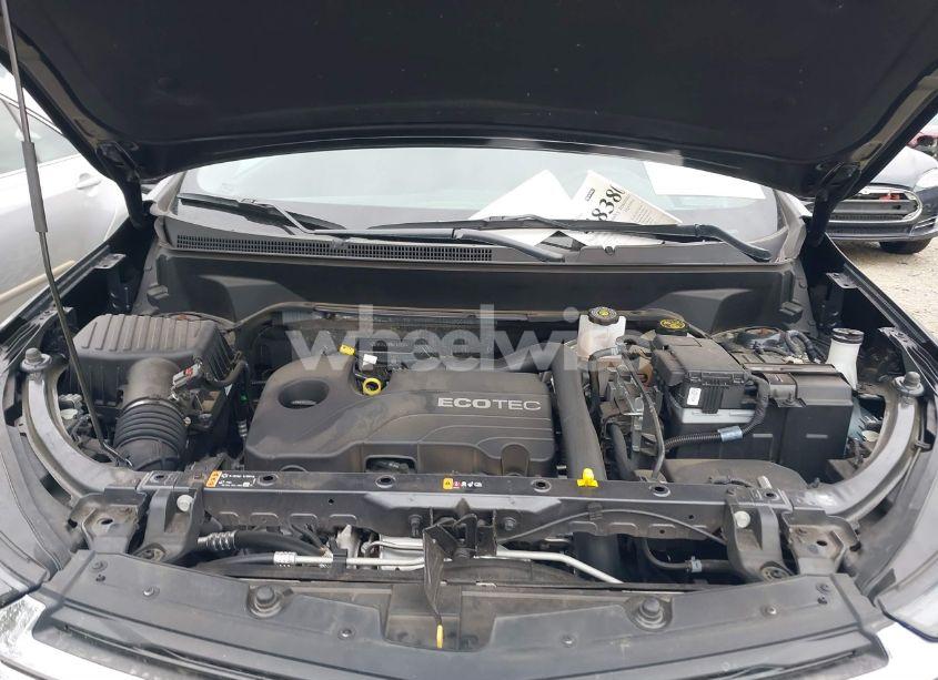 Photo 10 of 2022 Chevrolet Equinox FWD LT (VIN 2GNAXKEV8N6107934)