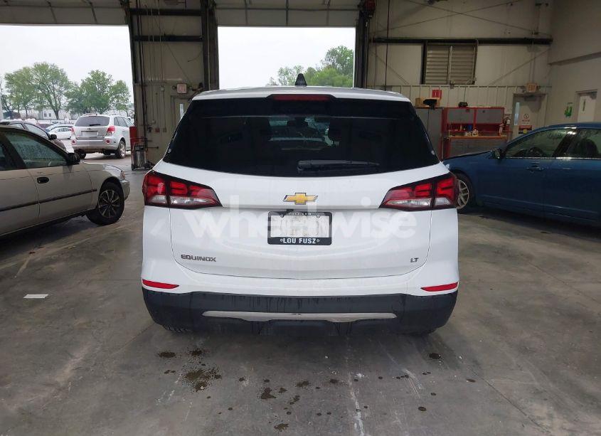 Photo 16 of 2022 Chevrolet Equinox FWD LT (VIN 2GNAXKEV8N6118013)