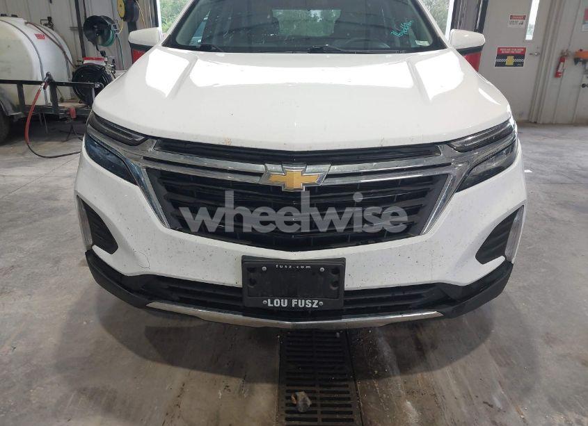 Photo 6 of 2022 Chevrolet Equinox FWD LT (VIN 2GNAXKEV8N6118013)