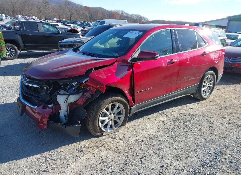 Photo 2 of 2019 Chevrolet Equinox LT (VIN 2GNAXKEV9K6113009)