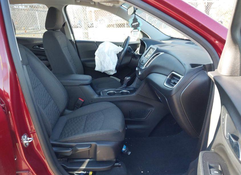 Photo 5 of 2019 Chevrolet Equinox LT (VIN 2GNAXKEV9K6113009)