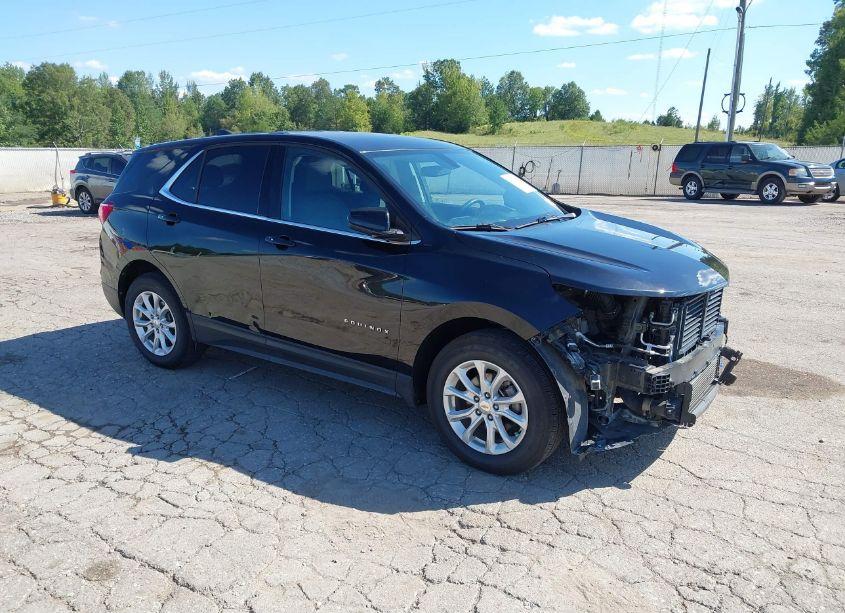 2019 Chevrolet Equinox LT (VIN 2GNAXKEV9K6116220) main photo