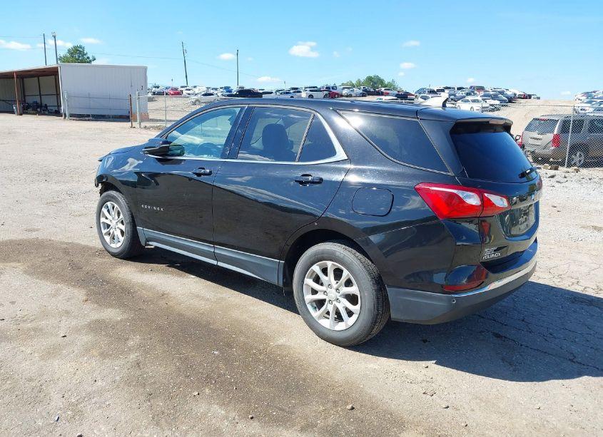 Photo 3 of 2019 Chevrolet Equinox LT (VIN 2GNAXKEV9K6116220)