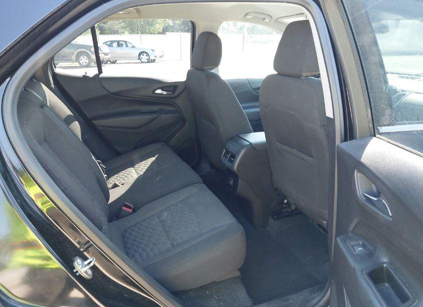 Photo 8 of 2019 Chevrolet Equinox LT (VIN 2GNAXKEV9K6116220)