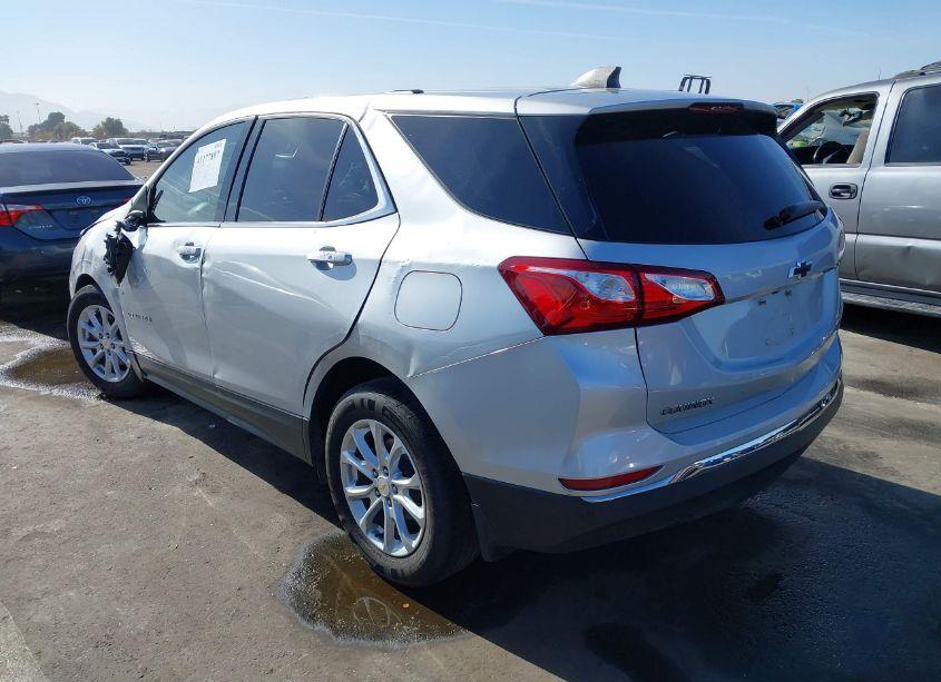 Photo 3 of 2019 Chevrolet Equinox LT (VIN 2GNAXKEV9K6192309)