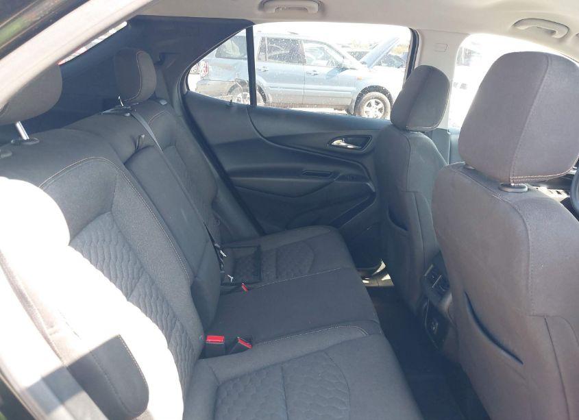 Photo 8 of 2019 Chevrolet Equinox LT (VIN 2GNAXKEV9K6256817)