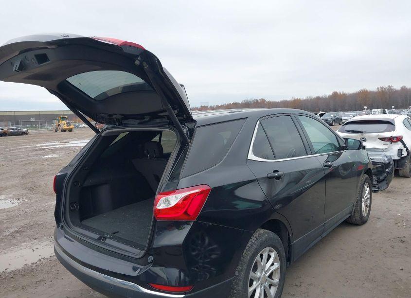 Photo 4 of 2019 Chevrolet Equinox LT (VIN 2GNAXKEV9K6301447)