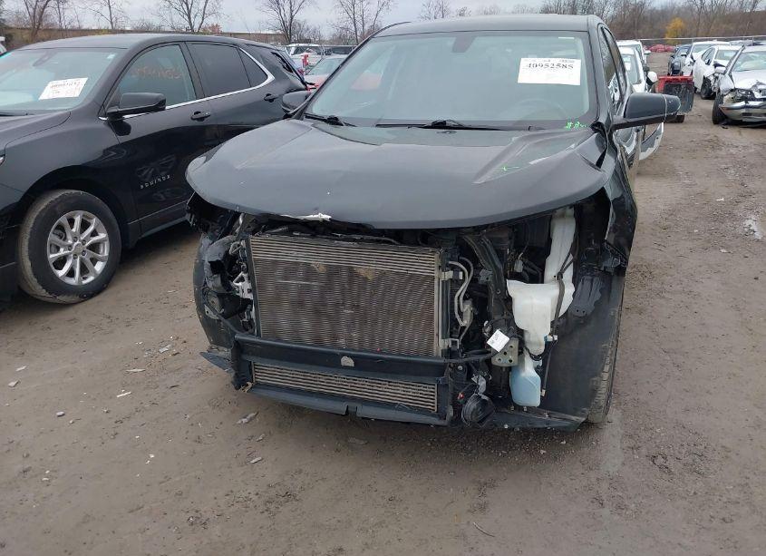 Photo 6 of 2019 Chevrolet Equinox LT (VIN 2GNAXKEV9K6301447)