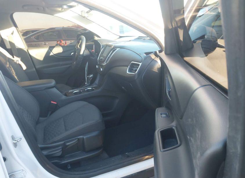 Photo 5 of 2019 Chevrolet Equinox LT (VIN 2GNAXKEV9K6307278)