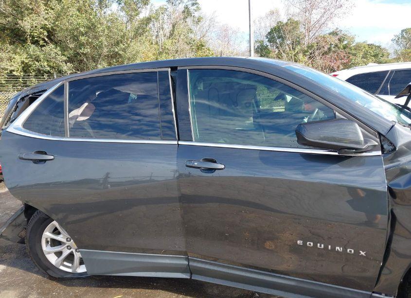 Photo 13 of 2020 Chevrolet Equinox FWD LT 1.5L TURBO (VIN 2GNAXKEV9L6103906)