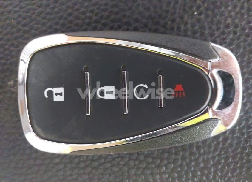 Photo 11 of 2020 Chevrolet Equinox FWD LT 1.5L TURBO (VIN 2GNAXKEV9L6105008)