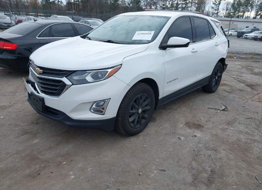 Photo 2 of 2020 Chevrolet Equinox FWD LT 1.5L TURBO (VIN 2GNAXKEV9L6206291)