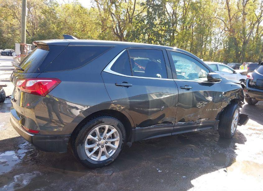 Photo 13 of 2021 Chevrolet Equinox FWD LT (VIN 2GNAXKEV9M6102305)