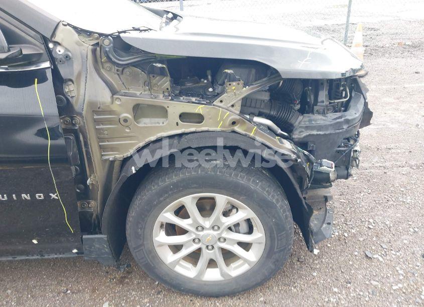 Photo 19 of 2021 Chevrolet Equinox FWD LT (VIN 2GNAXKEV9M6103650)