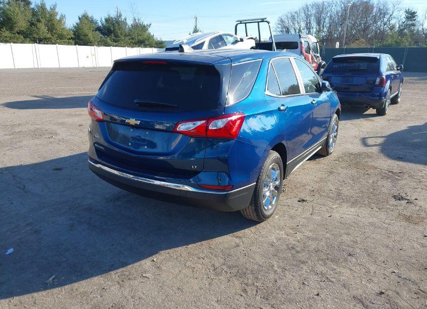 Photo 4 of 2021 Chevrolet Equinox FWD LT (VIN 2GNAXKEV9M6124563)