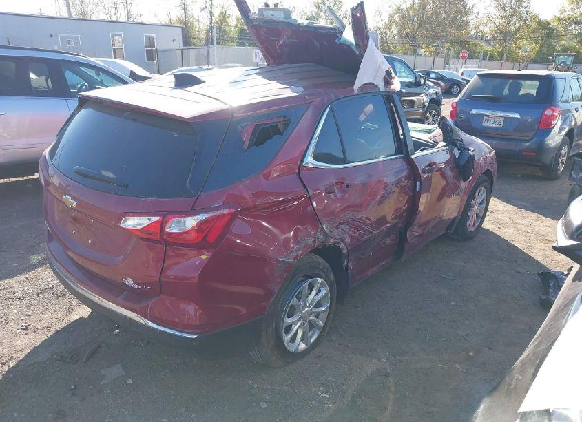 Photo 4 of 2021 Chevrolet Equinox FWD LT (VIN 2GNAXKEV9M6150158)