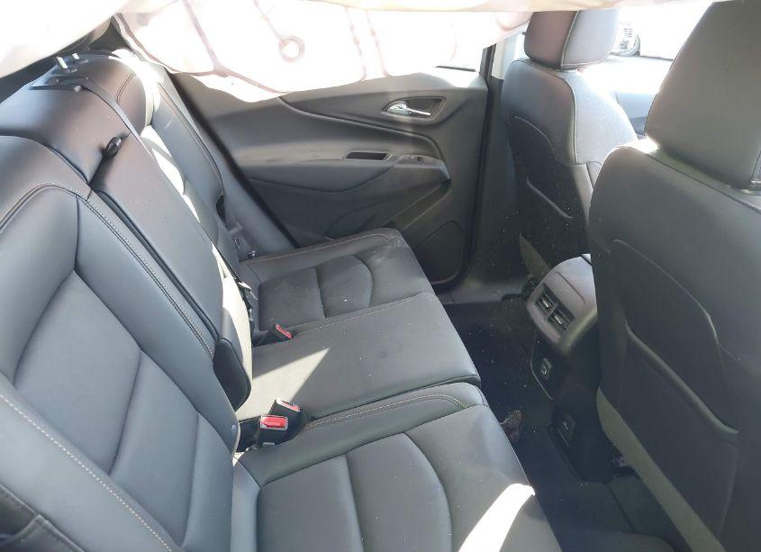 Photo 8 of 2021 Chevrolet Equinox FWD LT (VIN 2GNAXKEV9M6150158)