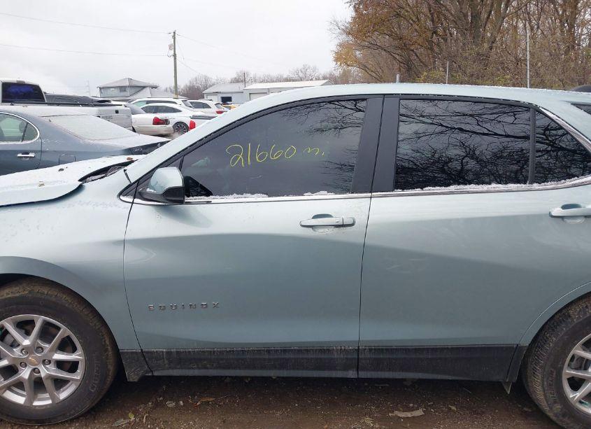 Photo 14 of 2022 Chevrolet Equinox FWD LT (VIN 2GNAXKEV9N6131451)