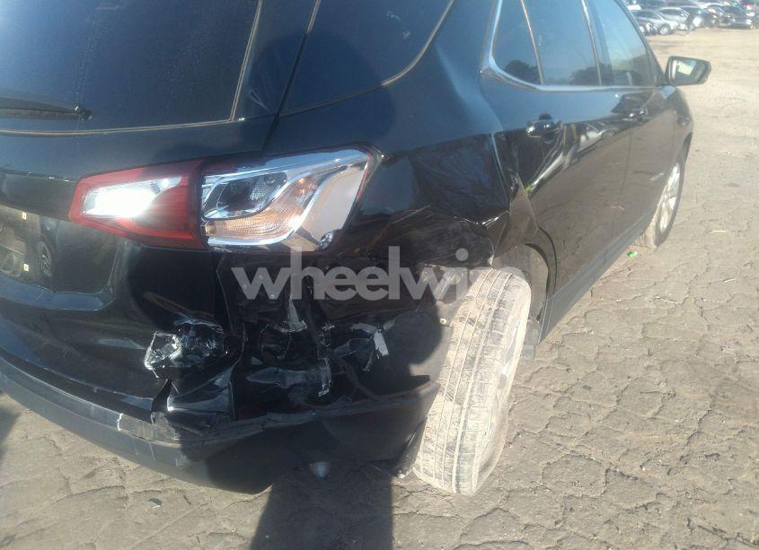 Photo 6 of 2019 Chevrolet Equinox LT (VIN 2GNAXKEVXK6109308)