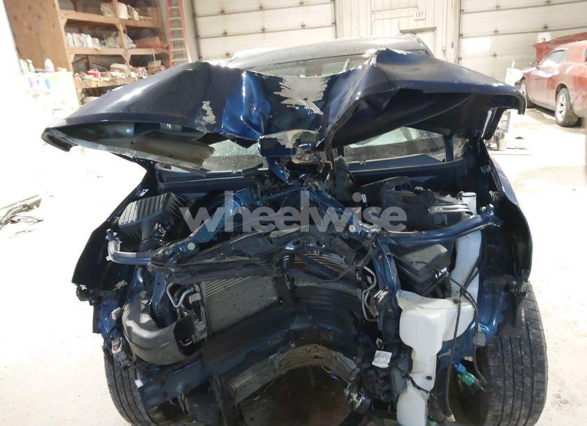 Photo 12 of 2019 Chevrolet Equinox LT (VIN 2GNAXKEVXK6163076)