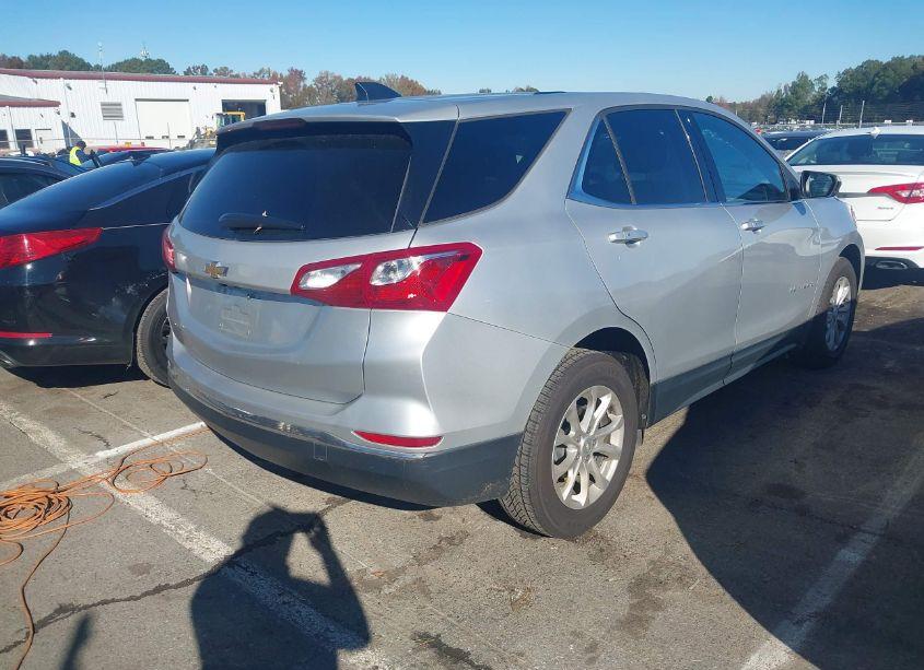 Photo 4 of 2019 Chevrolet Equinox LT (VIN 2GNAXKEVXK6199270)