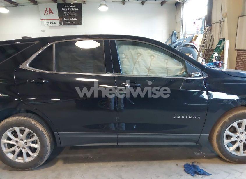 Photo 13 of 2019 Chevrolet Equinox LT (VIN 2GNAXKEVXK6211207)