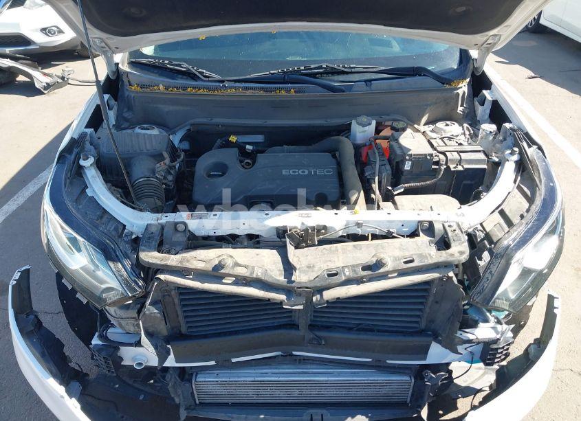 Photo 10 of 2019 Chevrolet Equinox LT (VIN 2GNAXKEVXK6220828)