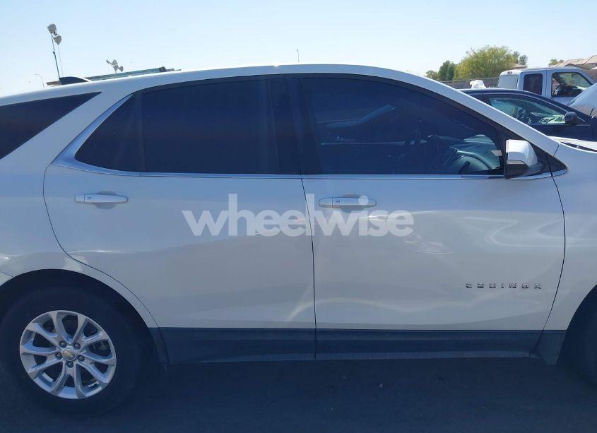 Photo 14 of 2019 Chevrolet Equinox LT (VIN 2GNAXKEVXK6220828)