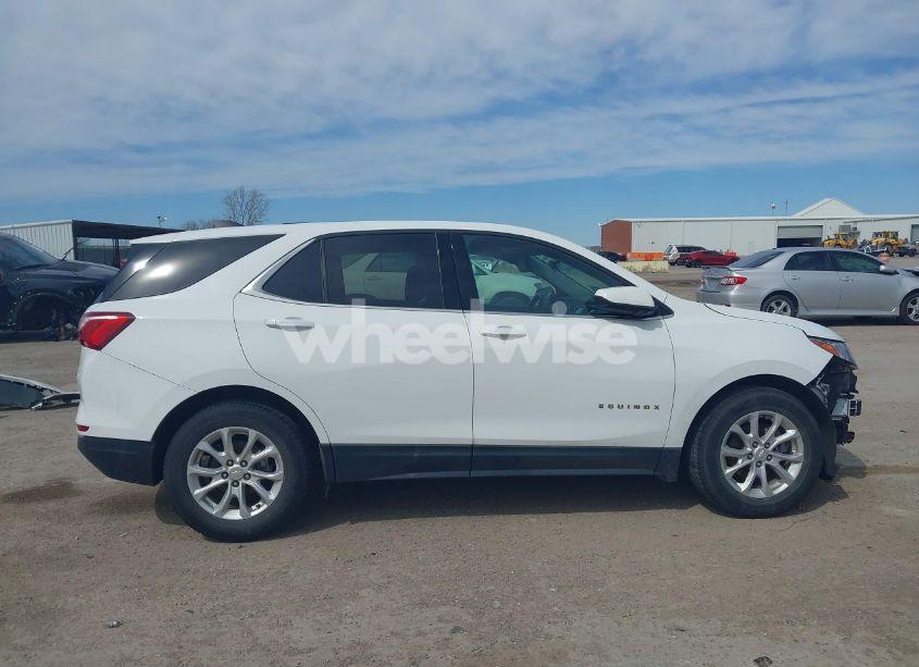 Photo 14 of 2019 Chevrolet Equinox LT (VIN 2GNAXKEVXK6256700)