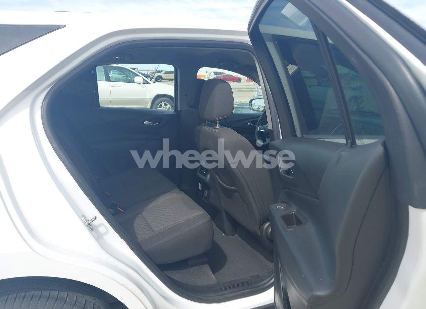 Photo 8 of 2019 Chevrolet Equinox LT (VIN 2GNAXKEVXK6256700)