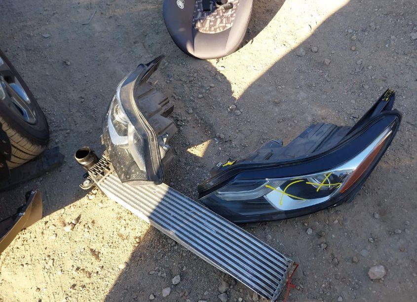 Photo 12 of 2019 Chevrolet Equinox LT (VIN 2GNAXKEVXK6288787)