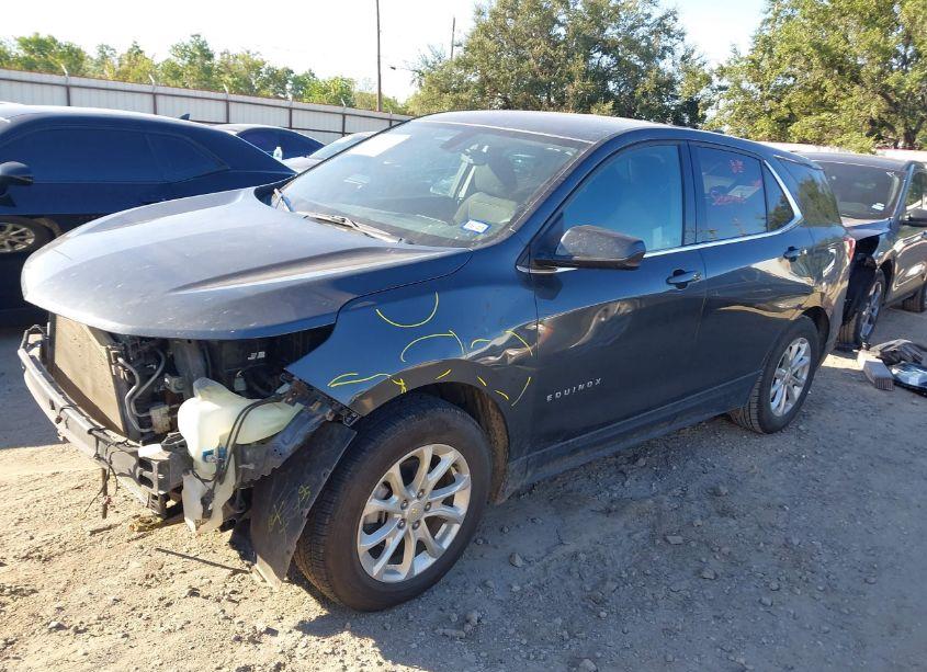 Photo 2 of 2019 Chevrolet Equinox LT (VIN 2GNAXKEVXK6288787)