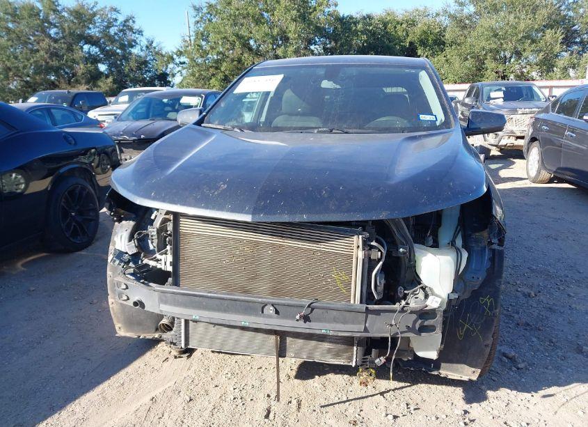 Photo 6 of 2019 Chevrolet Equinox LT (VIN 2GNAXKEVXK6288787)