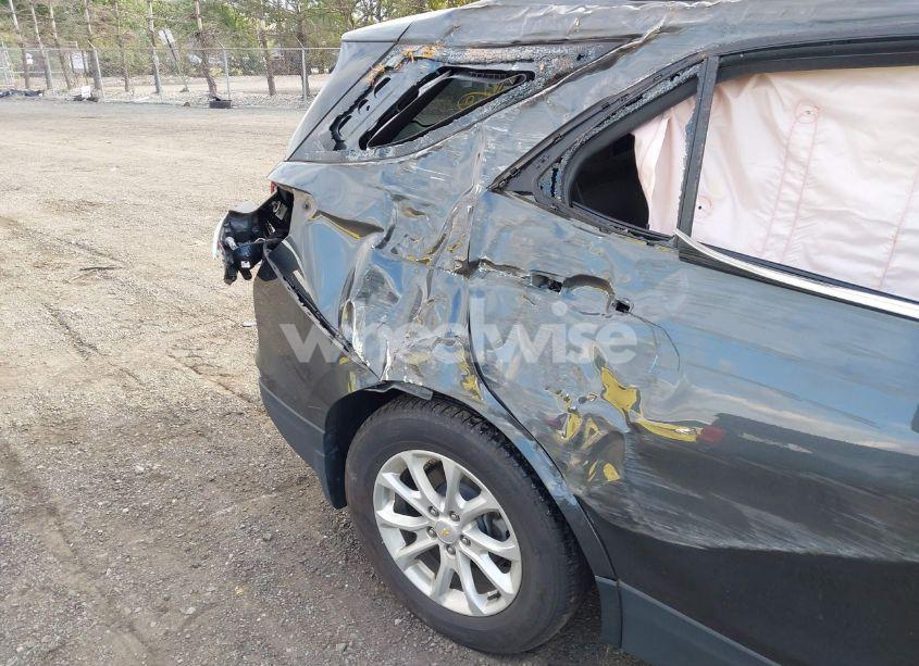 Photo 17 of 2019 Chevrolet Equinox LT (VIN 2GNAXKEVXK6300436)